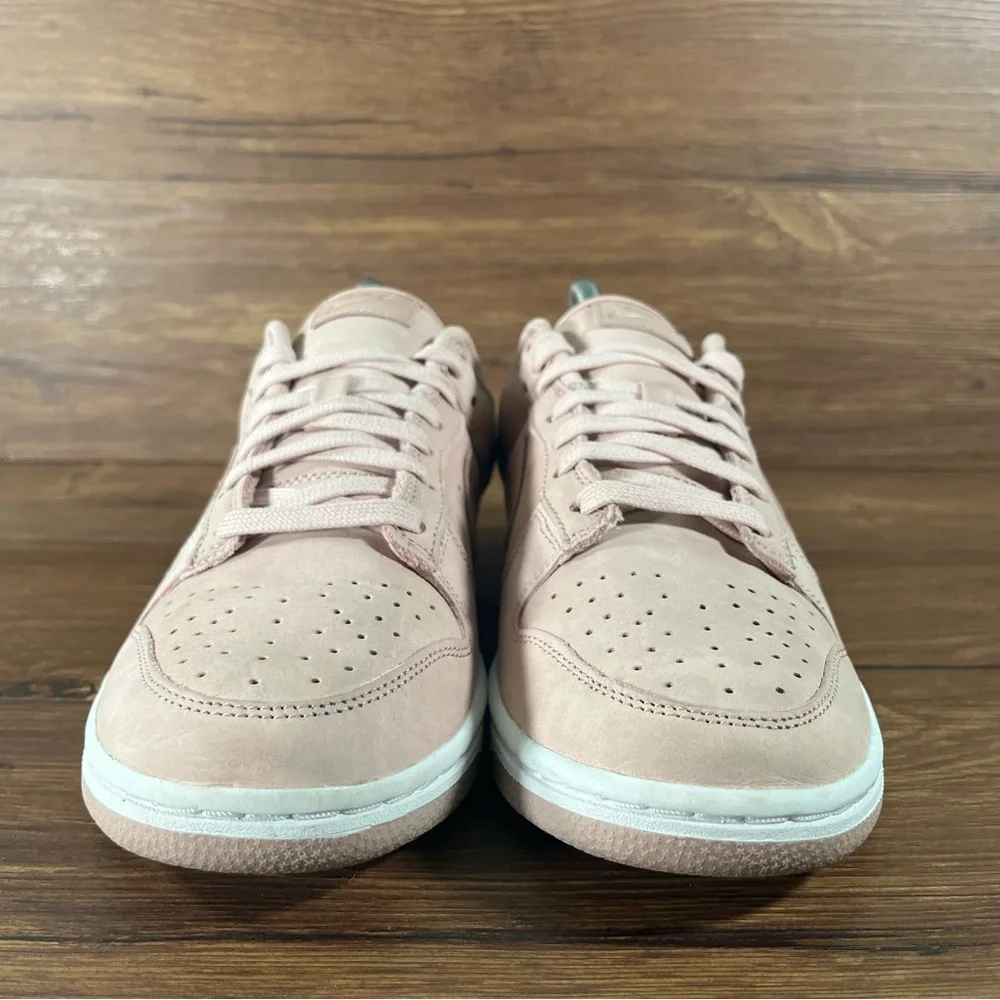 Nike Dunk‎ Low PRM MF ‘Pink Oxford’ Women’s Size 9 Shoes Leather Sneakers